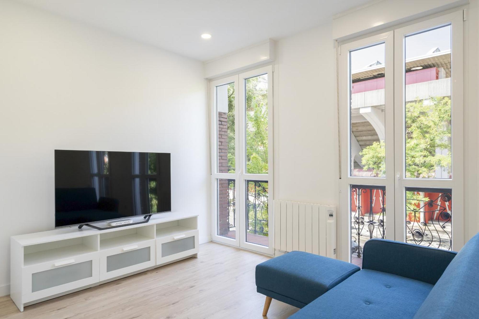 Apartamentos En La Avda De La Albufera Alquiler Temporal Madrid Eksteriør bilde