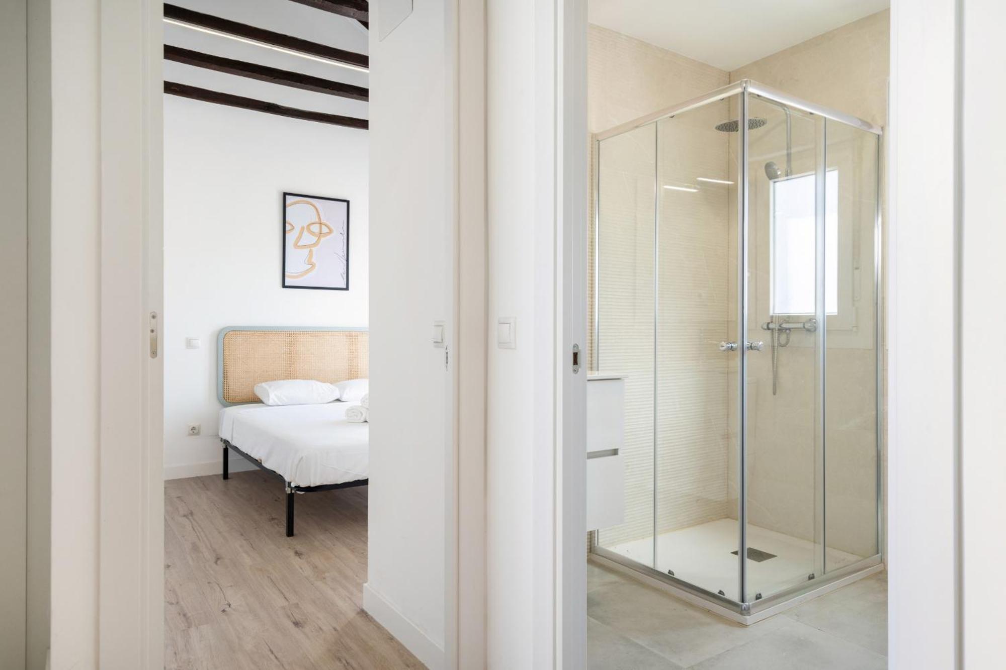 Apartamentos En La Avda De La Albufera Alquiler Temporal Madrid Eksteriør bilde