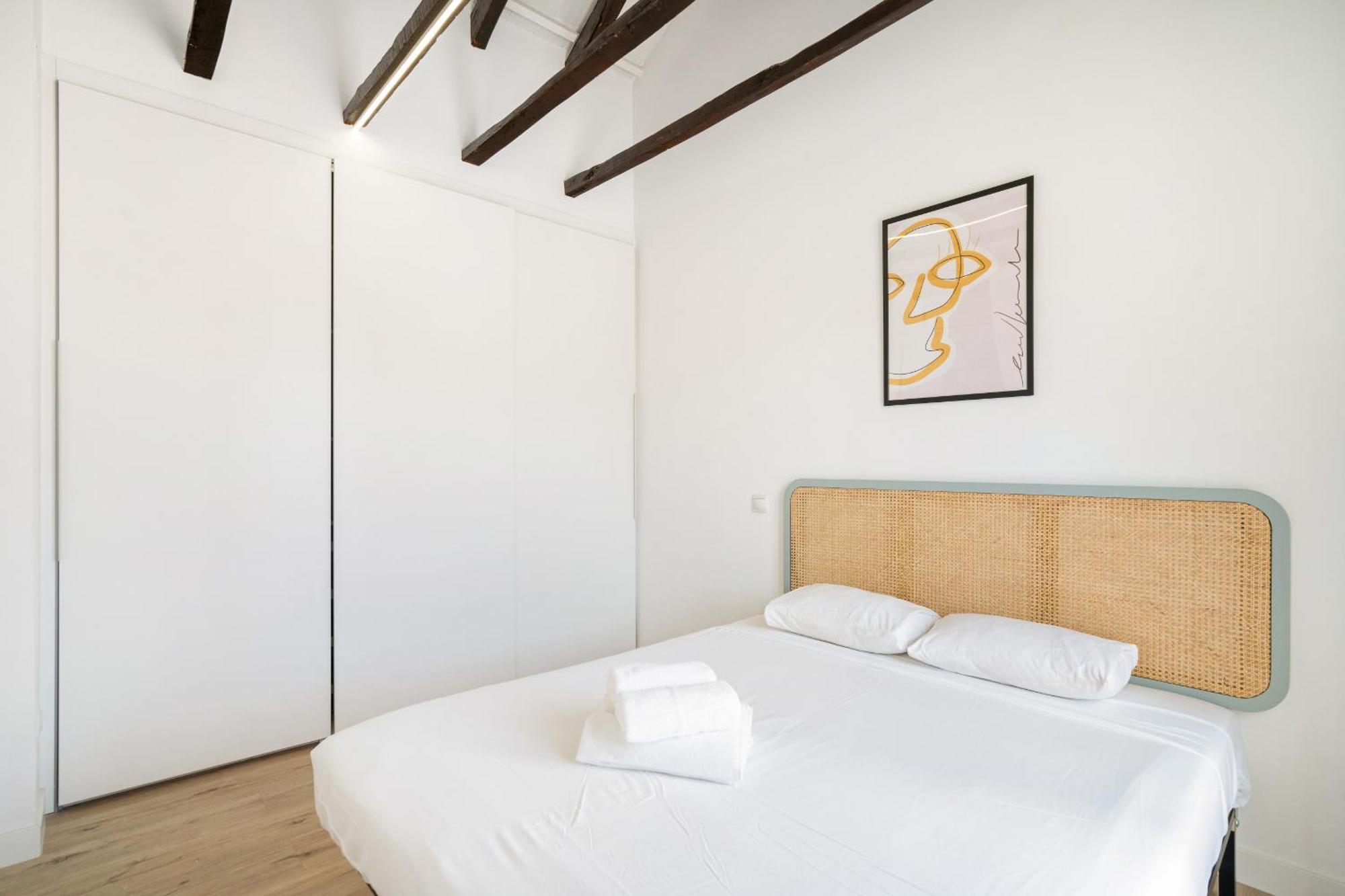 Apartamentos En La Avda De La Albufera Alquiler Temporal Madrid Eksteriør bilde