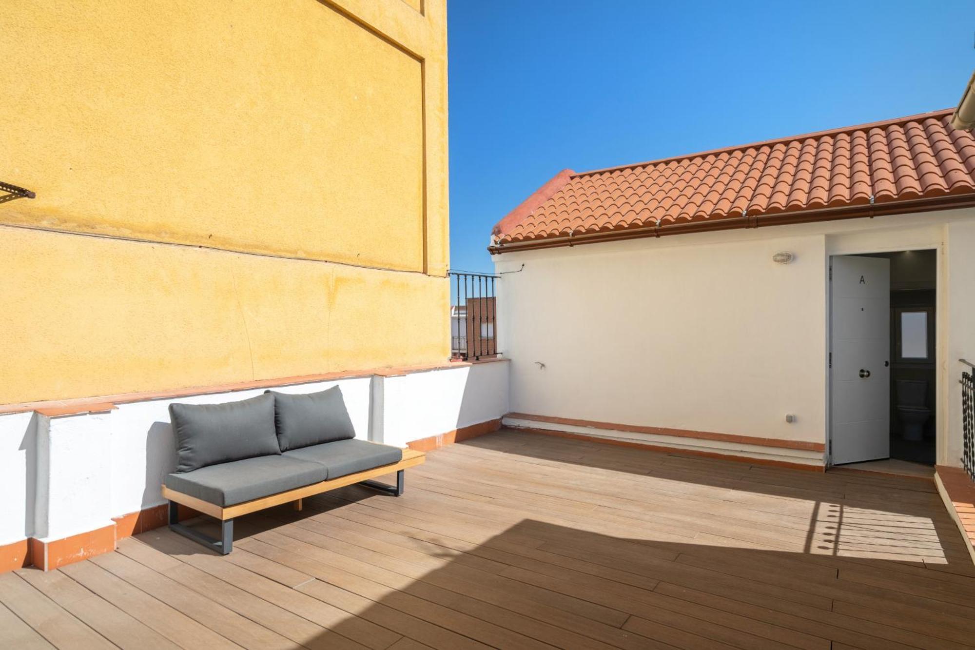 Apartamentos En La Avda De La Albufera Alquiler Temporal Madrid Eksteriør bilde
