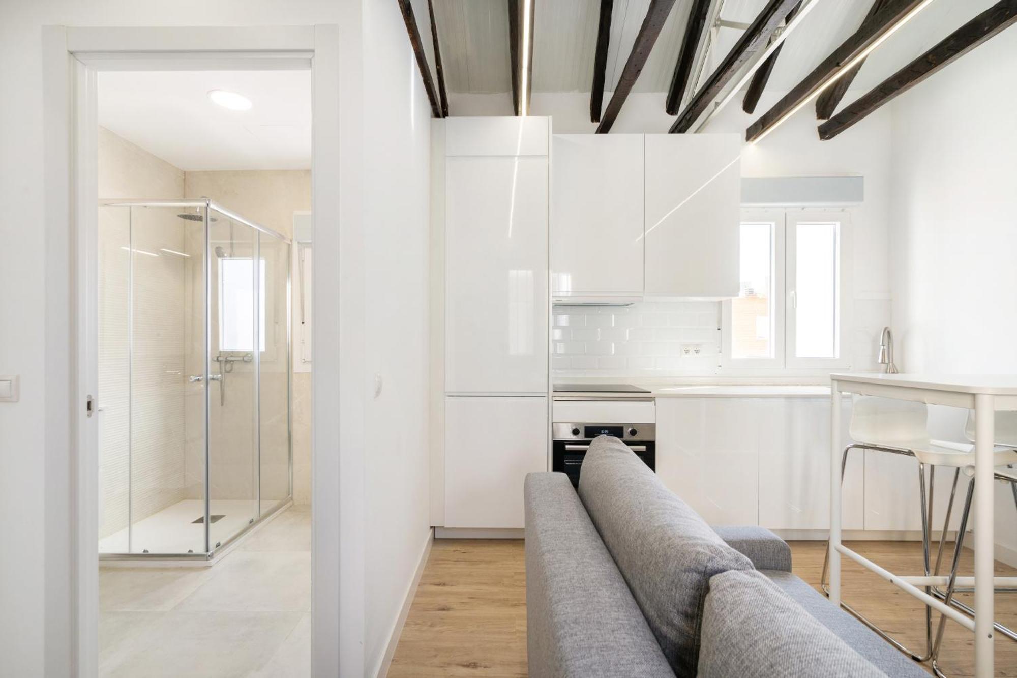 Apartamentos En La Avda De La Albufera Alquiler Temporal Madrid Eksteriør bilde
